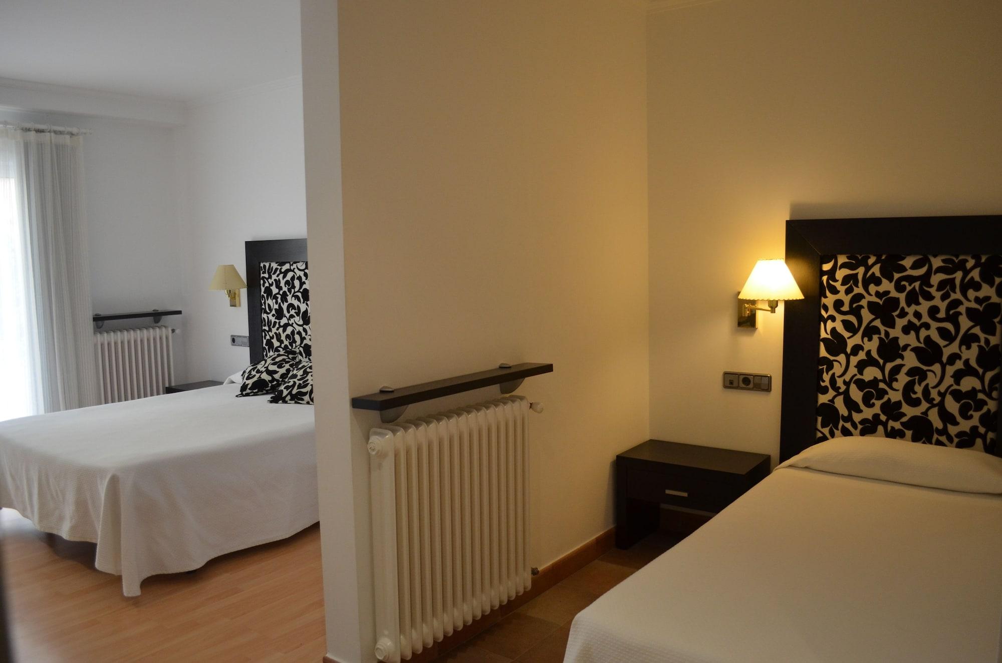 Hotel Santa Anna L'Estartit Exteriör bild