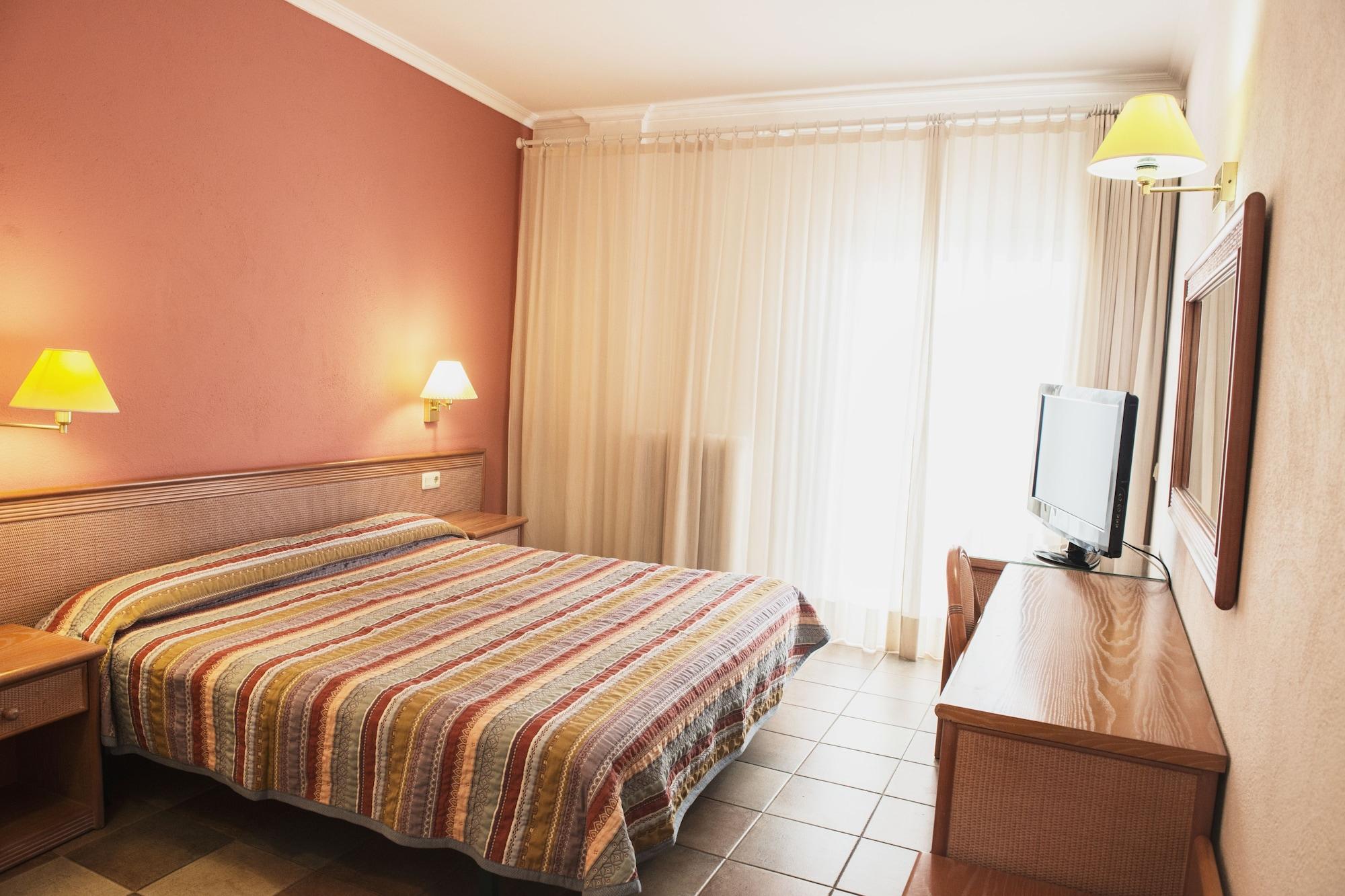 Hotel Santa Anna L'Estartit Exteriör bild