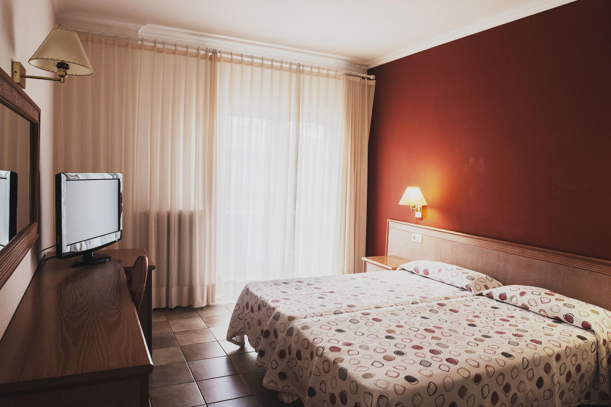 Hotel Santa Anna L'Estartit Exteriör bild