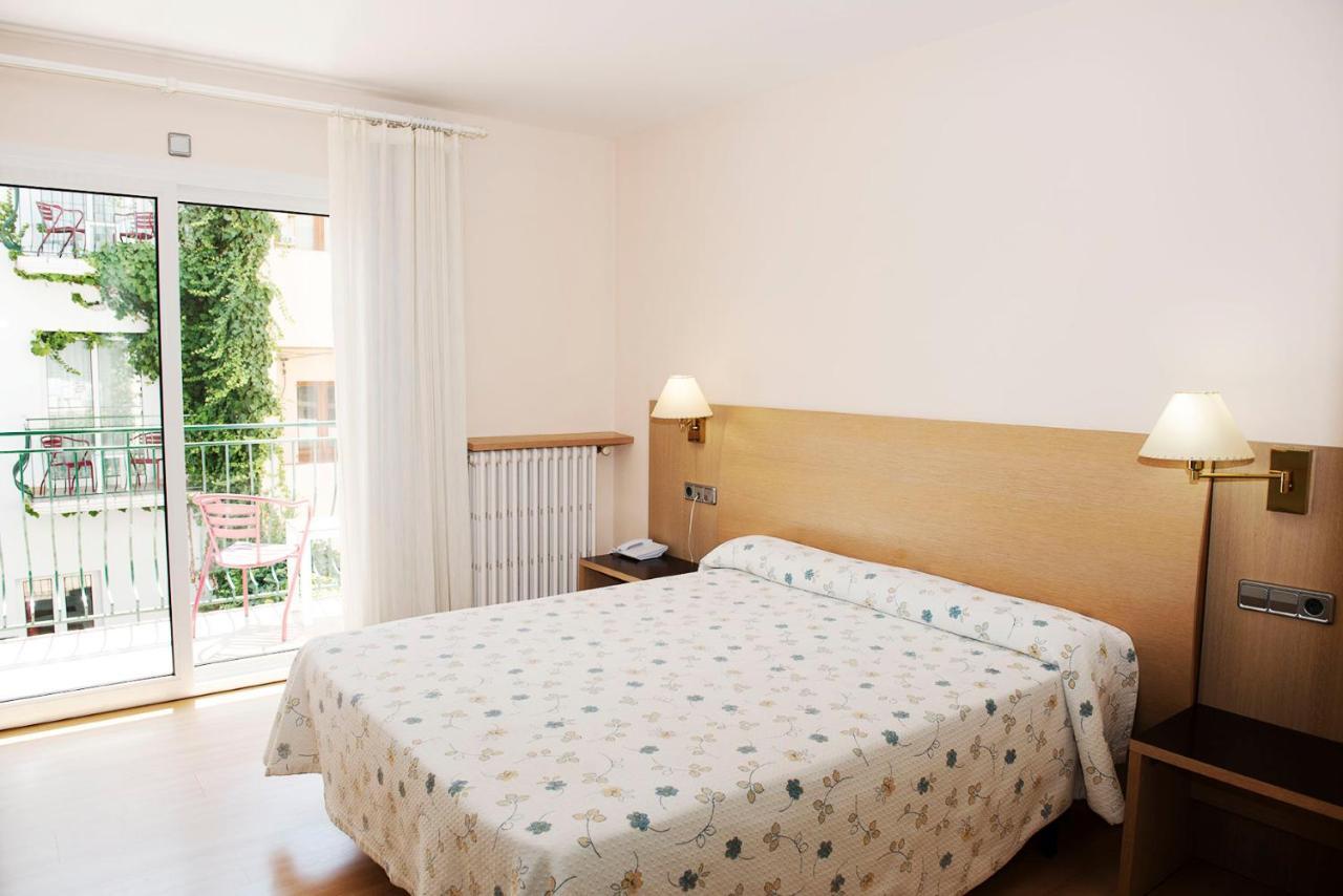 Hotel Santa Anna L'Estartit Exteriör bild